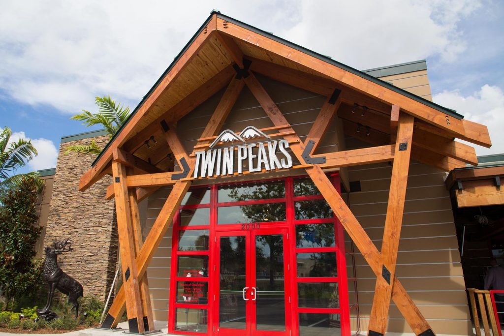 exterior of twin peaks franchise